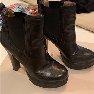 BCBG black blooties